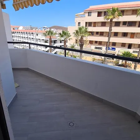 Atlanticexperienceapartments Summerland -pool , Wifi & Seaview *