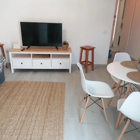 Atlanticexperienceapartments Summerland -pool , Wifi & Seaview *